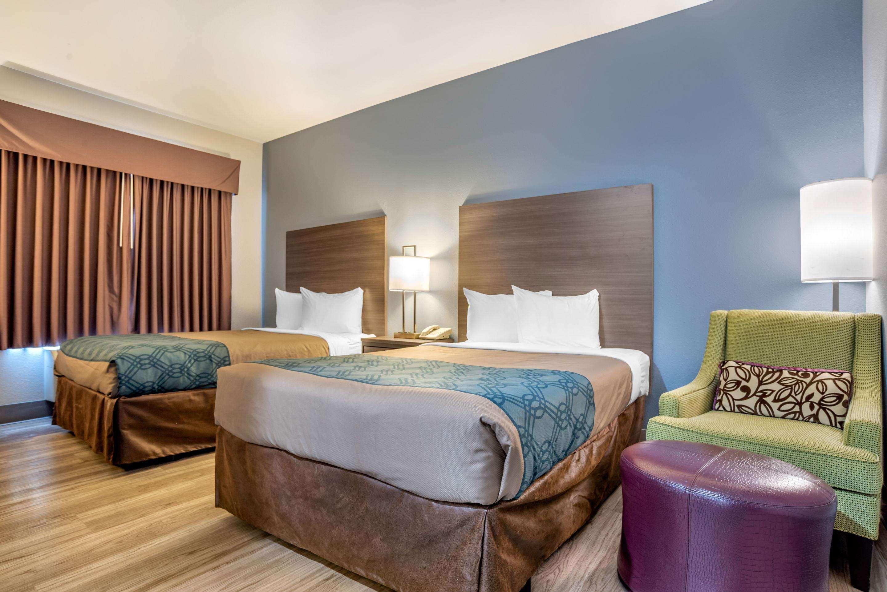 Quality Inn & Suites Demopolis Bagian luar foto