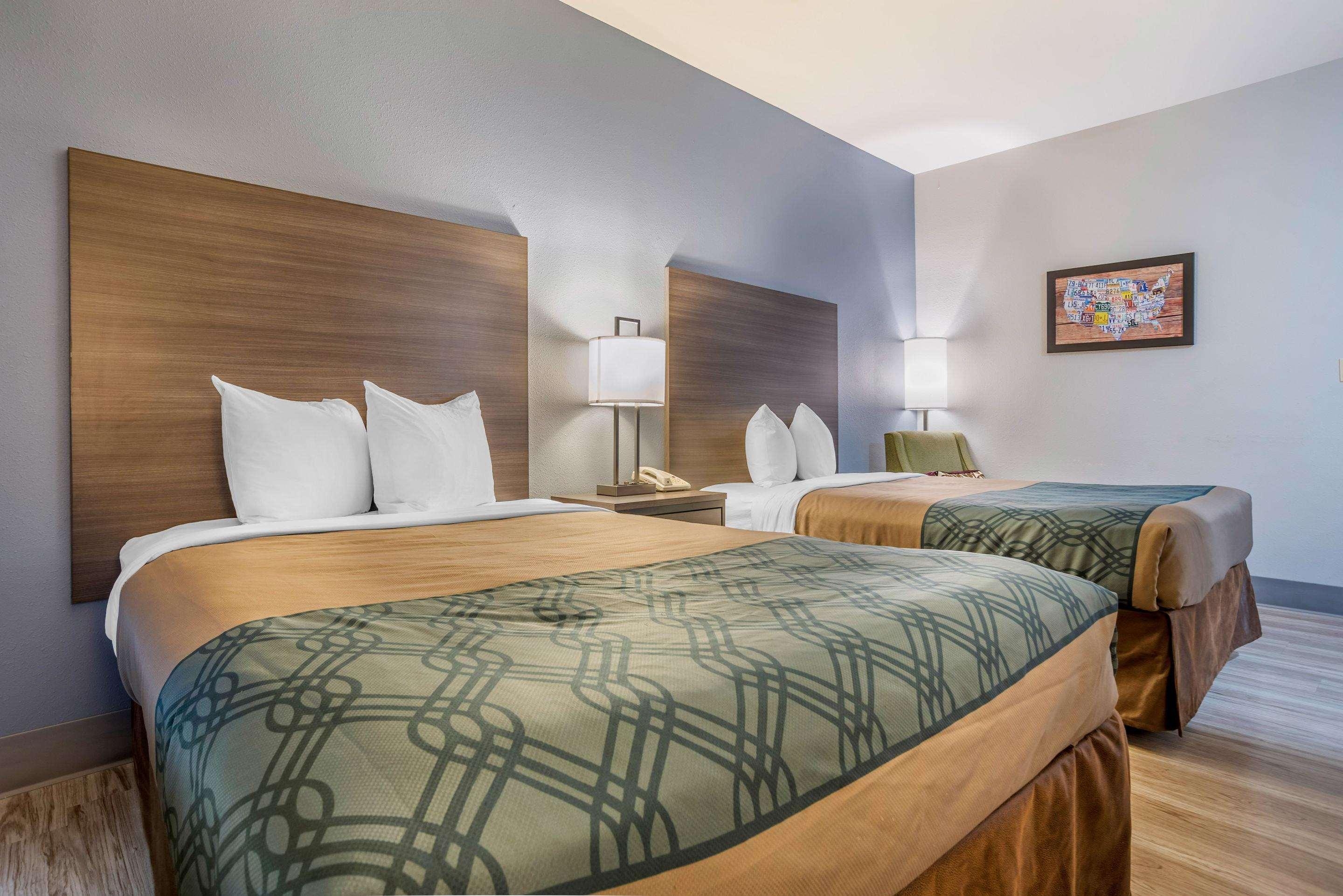 Quality Inn & Suites Demopolis Bagian luar foto