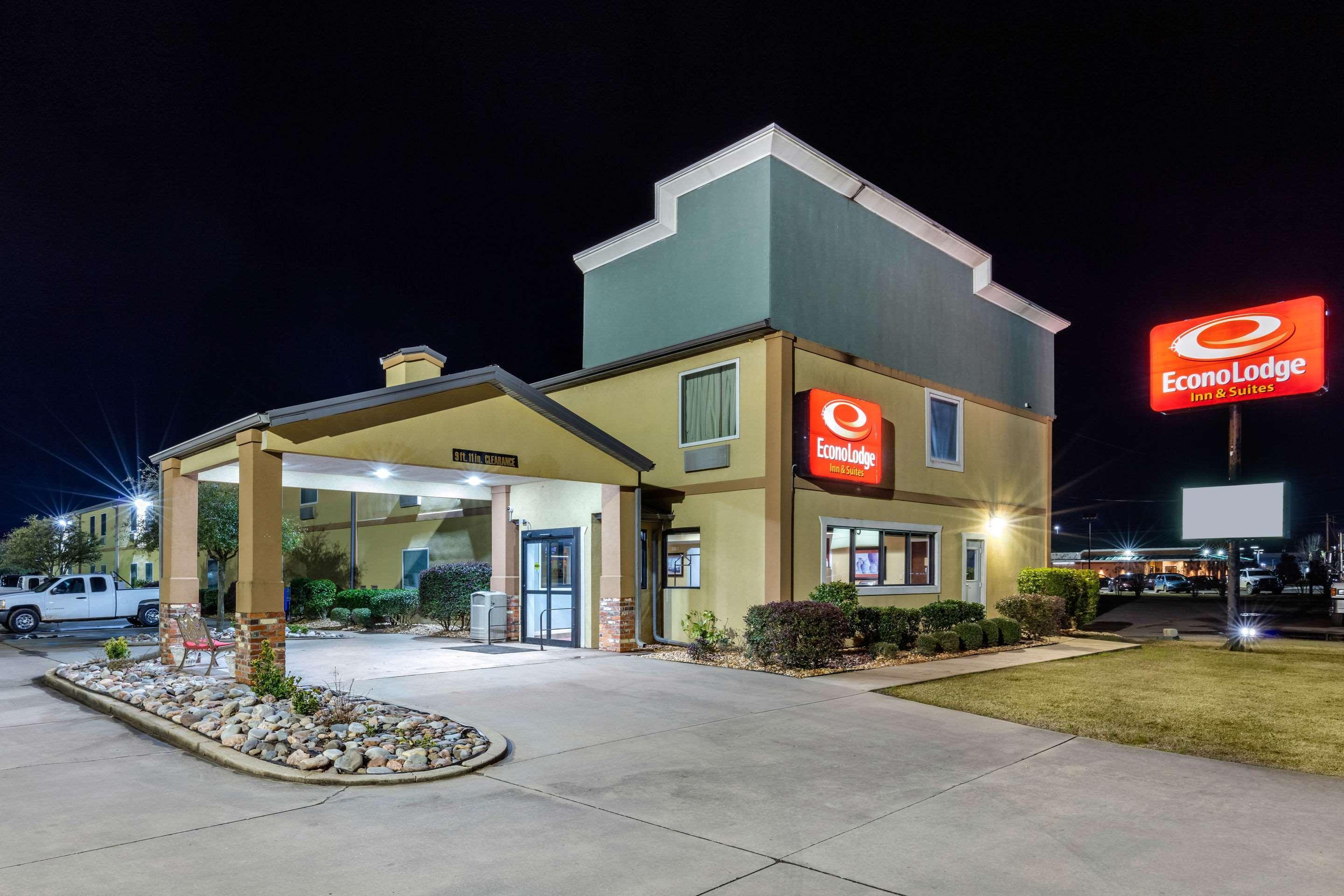 Quality Inn & Suites Demopolis Bagian luar foto